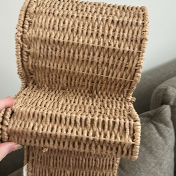 Gingerbread Wicker Baskets - Picture 15 of 16